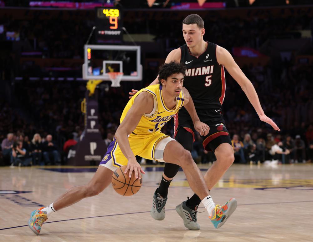 队配合的完 队配合的完