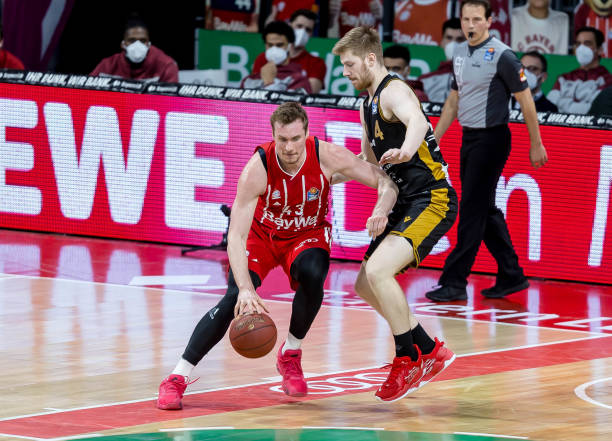 而谭宁则在 而谭宁则在