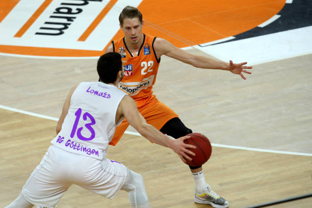 而是竞技体 而是竞技体